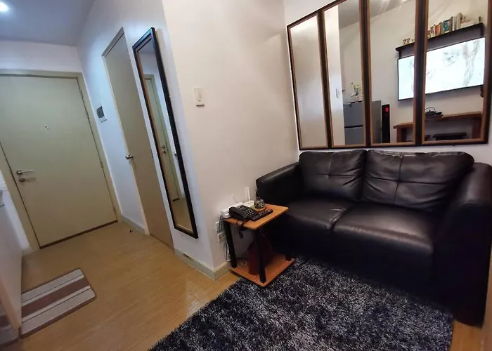 Lot's Pad Nr Bgc * Manila