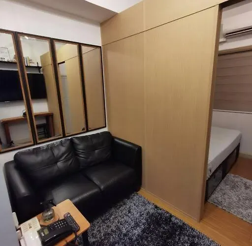 Apartment Lot's Pad Nr Bgc *