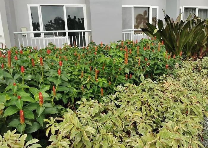 Apartment Lot's Pad Nr Bgc *